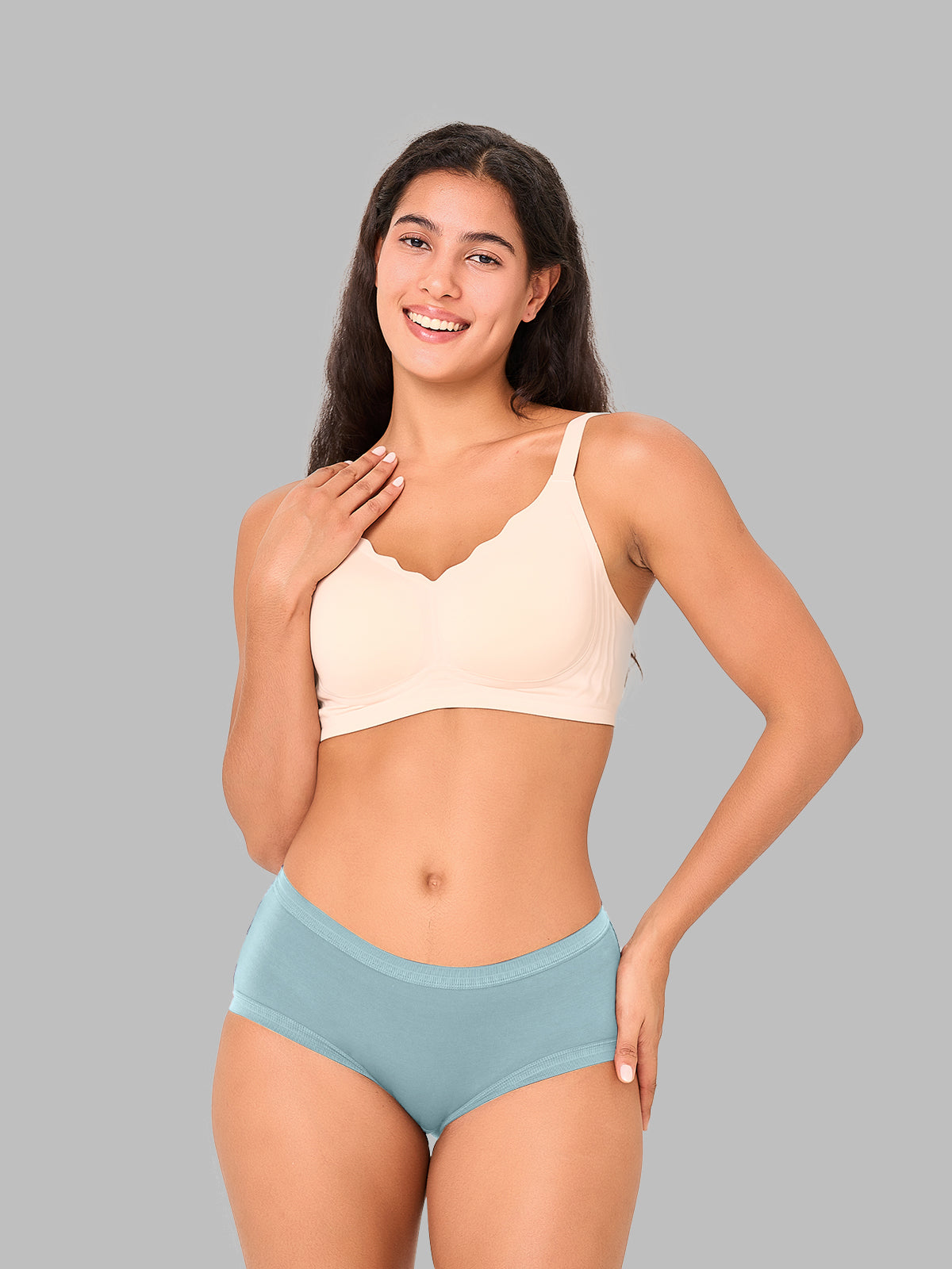 Moisture-wicking Women’s Mid-Waist Full-Coverage Briefs 5 Pack