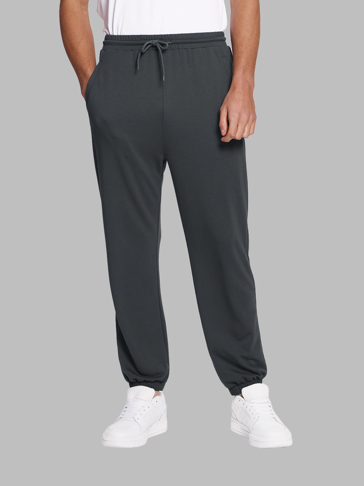 Lightweight Men’s Tapered Sweatpants for Workout